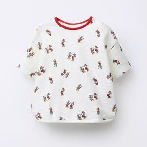 ZARA MICKEY AND MINNIE MOUSE DISNEY TEXTURED T-SHIRT